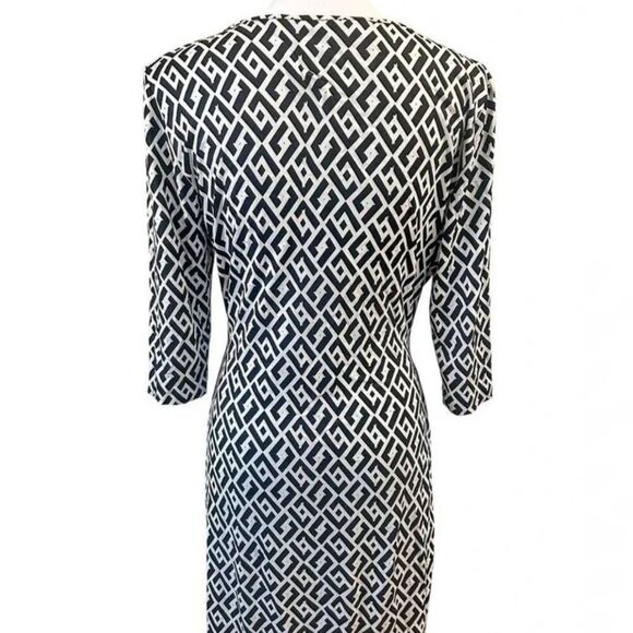 DVF New Julian Silk Jersey Wrap Dress Black White Chain Link Print | Large - Picture 8 of 14